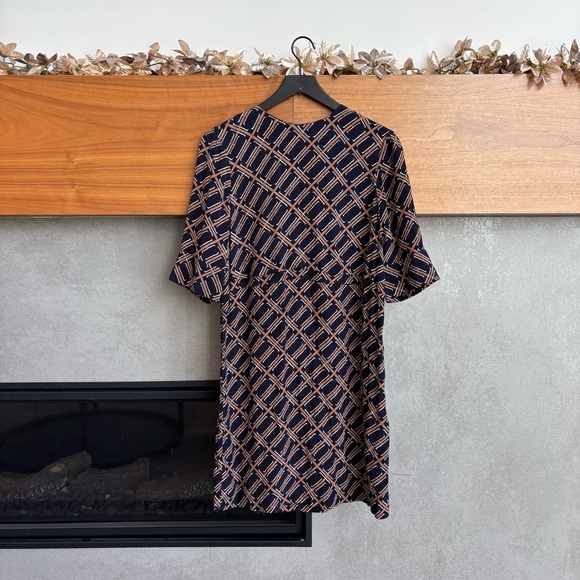 NWT HOBBS Ingrid Tunic Dress, Size 2 - Picture 5 of 16